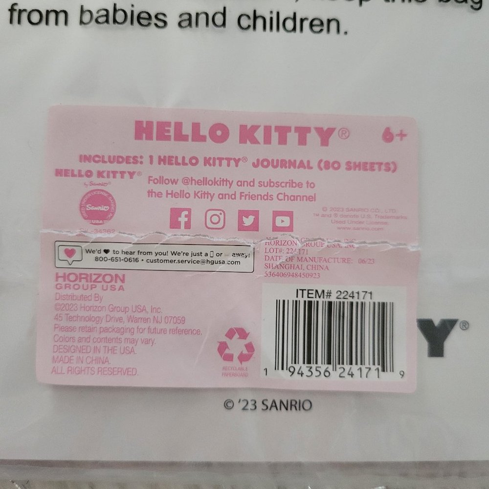 Hello Kitty Notebook - Picture 8 of 8